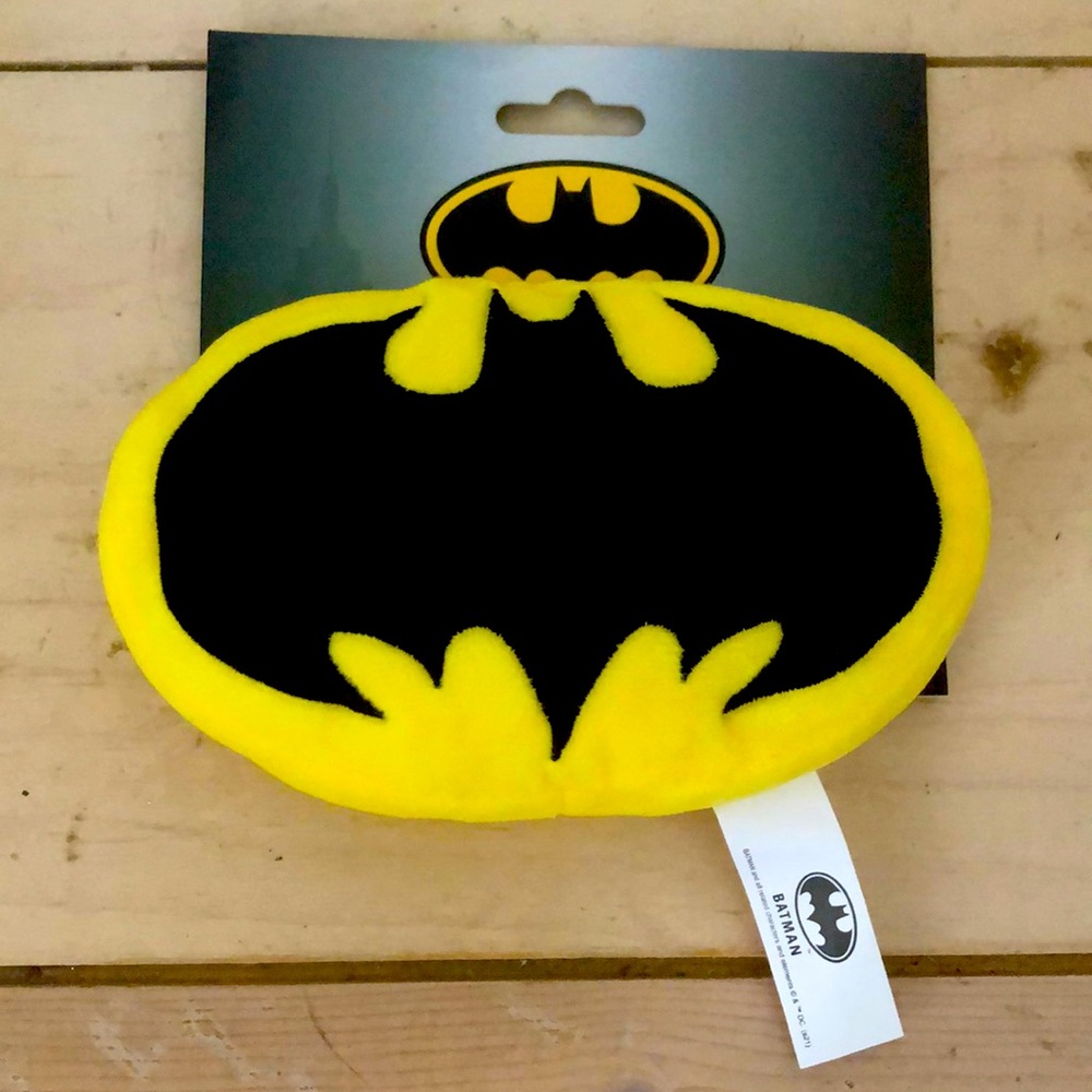 Batman logo dog 🐶 squeaker toy